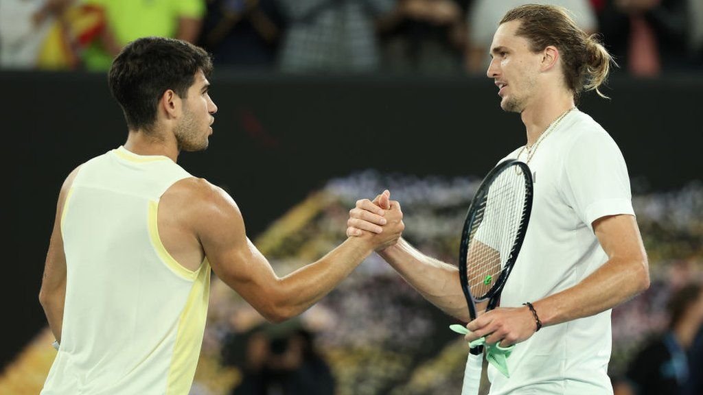 Alexander Zverev’s Masterclass: Alcaraz Stunned in Australian Open 2024!